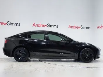Tesla Model 3 2022 photo 4