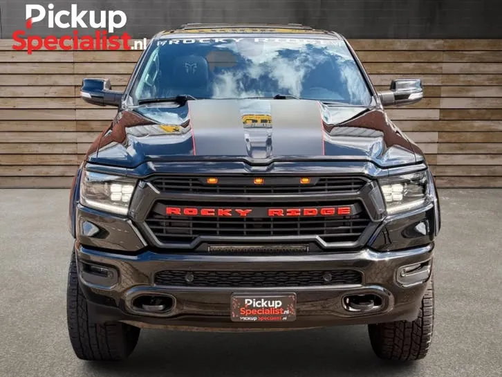 Dodge Ram 1500 2022 photo 3