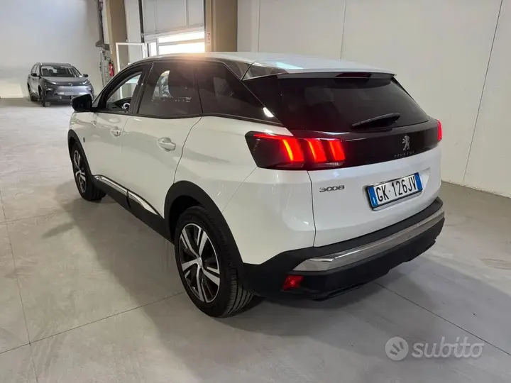 Peugeot 3008 2022 photo 5