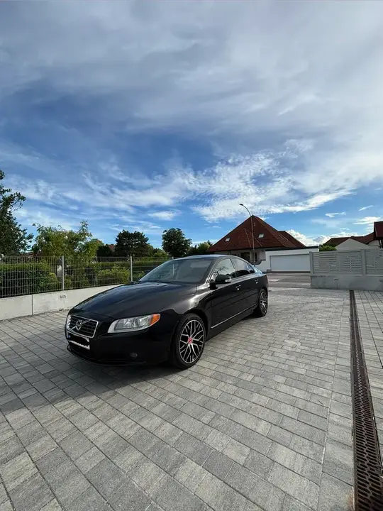 Volvo S80 2011 photo 2