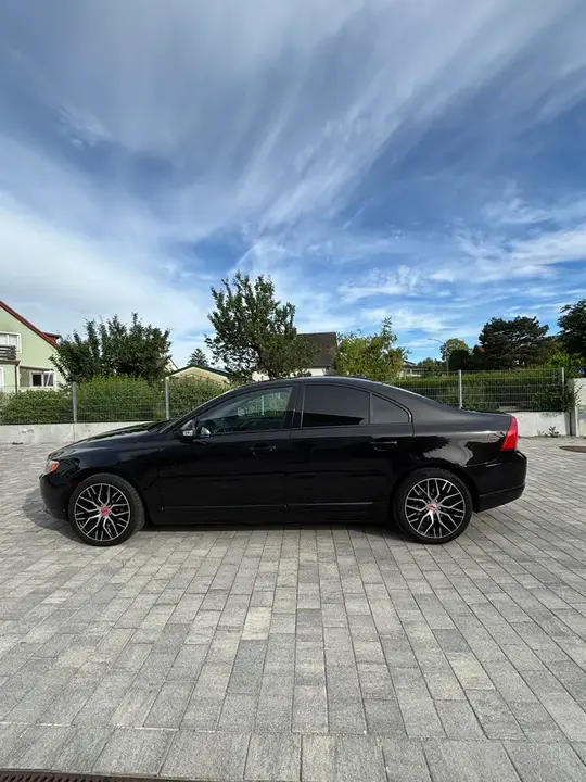 Volvo S80