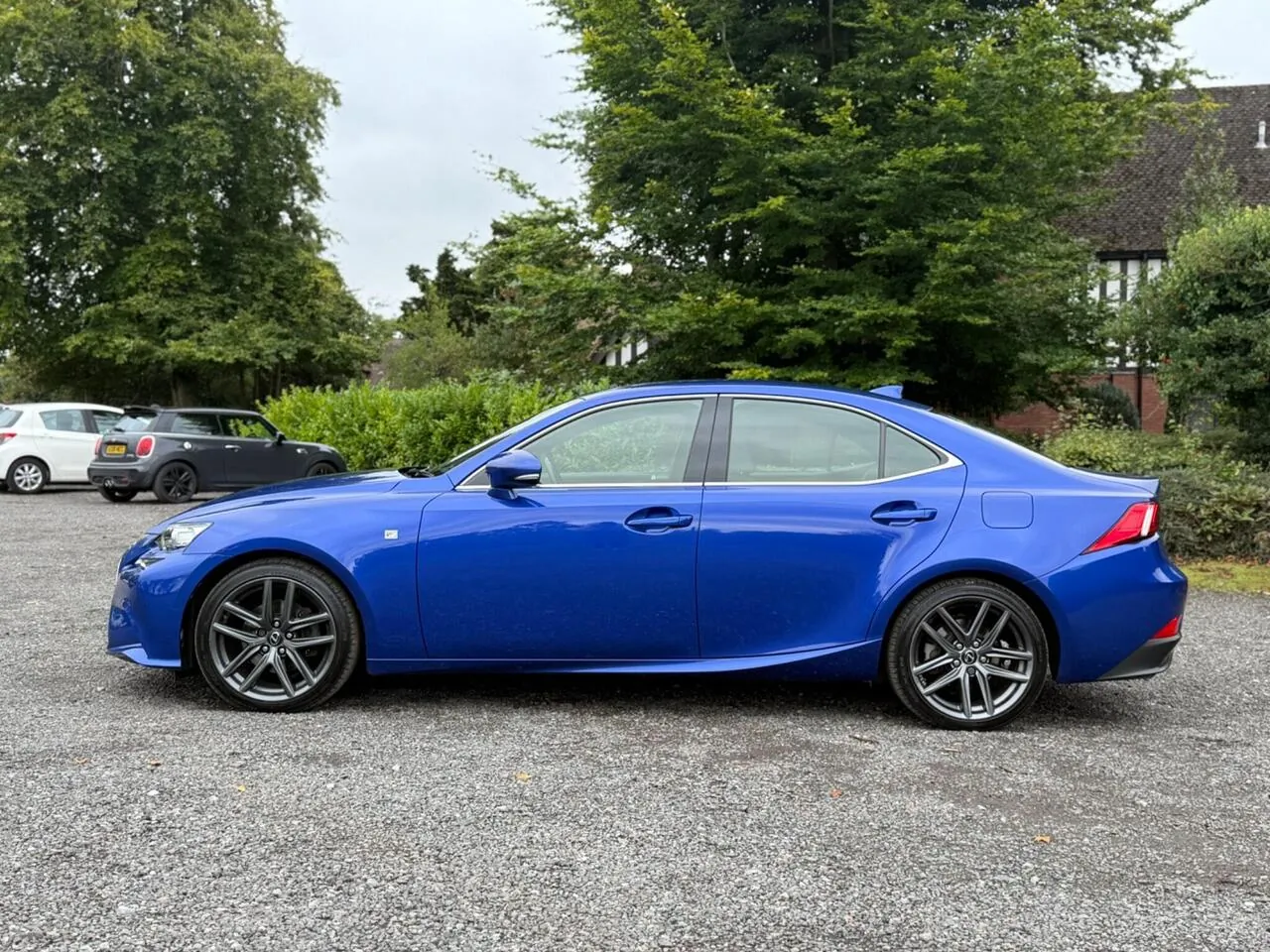 Lexus Is 2015 photo 4