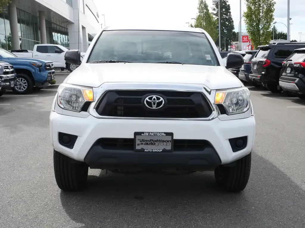 Toyota Tacoma 2013 photo 2