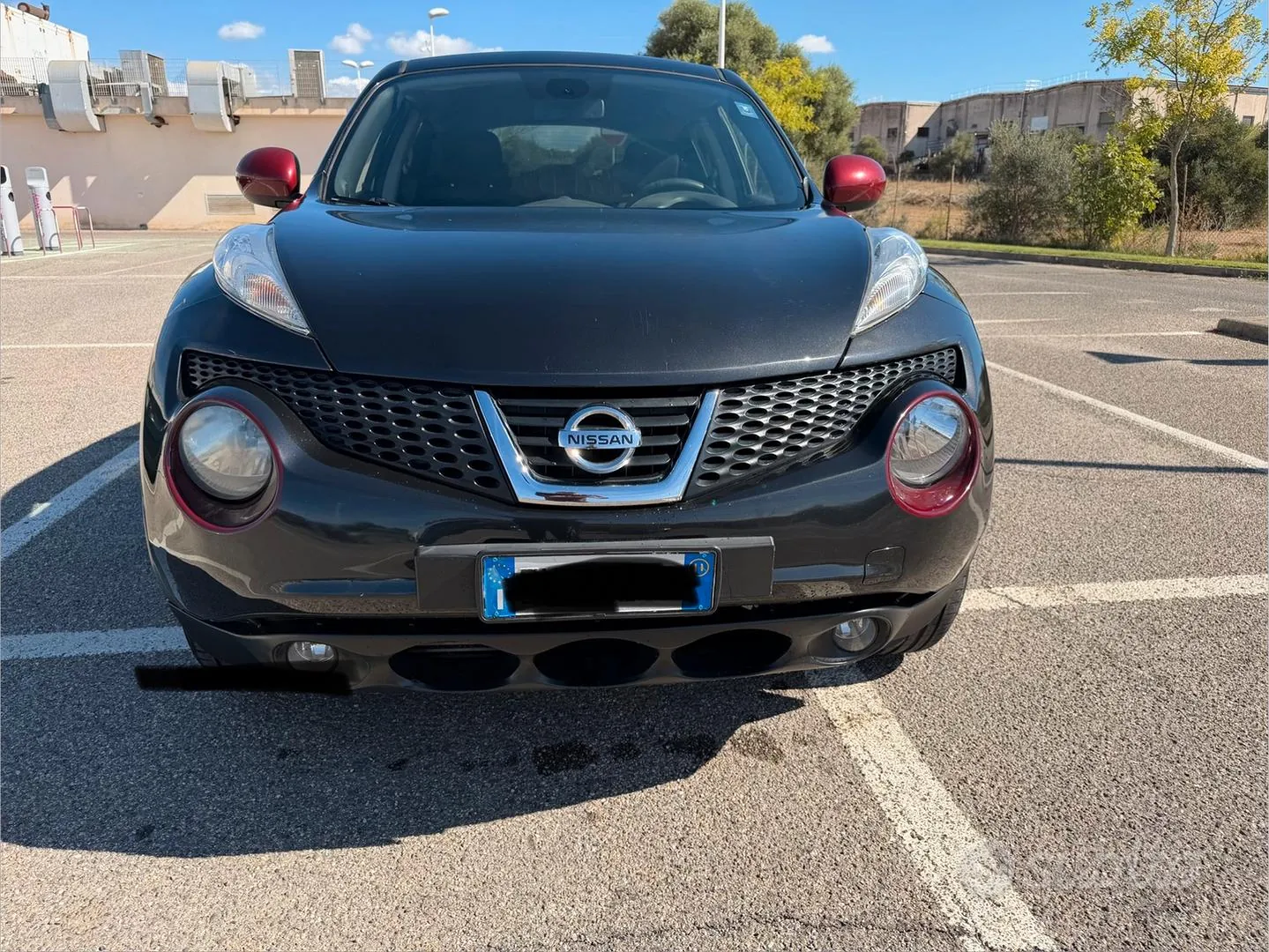 Nissan Juke 2011 photo 2