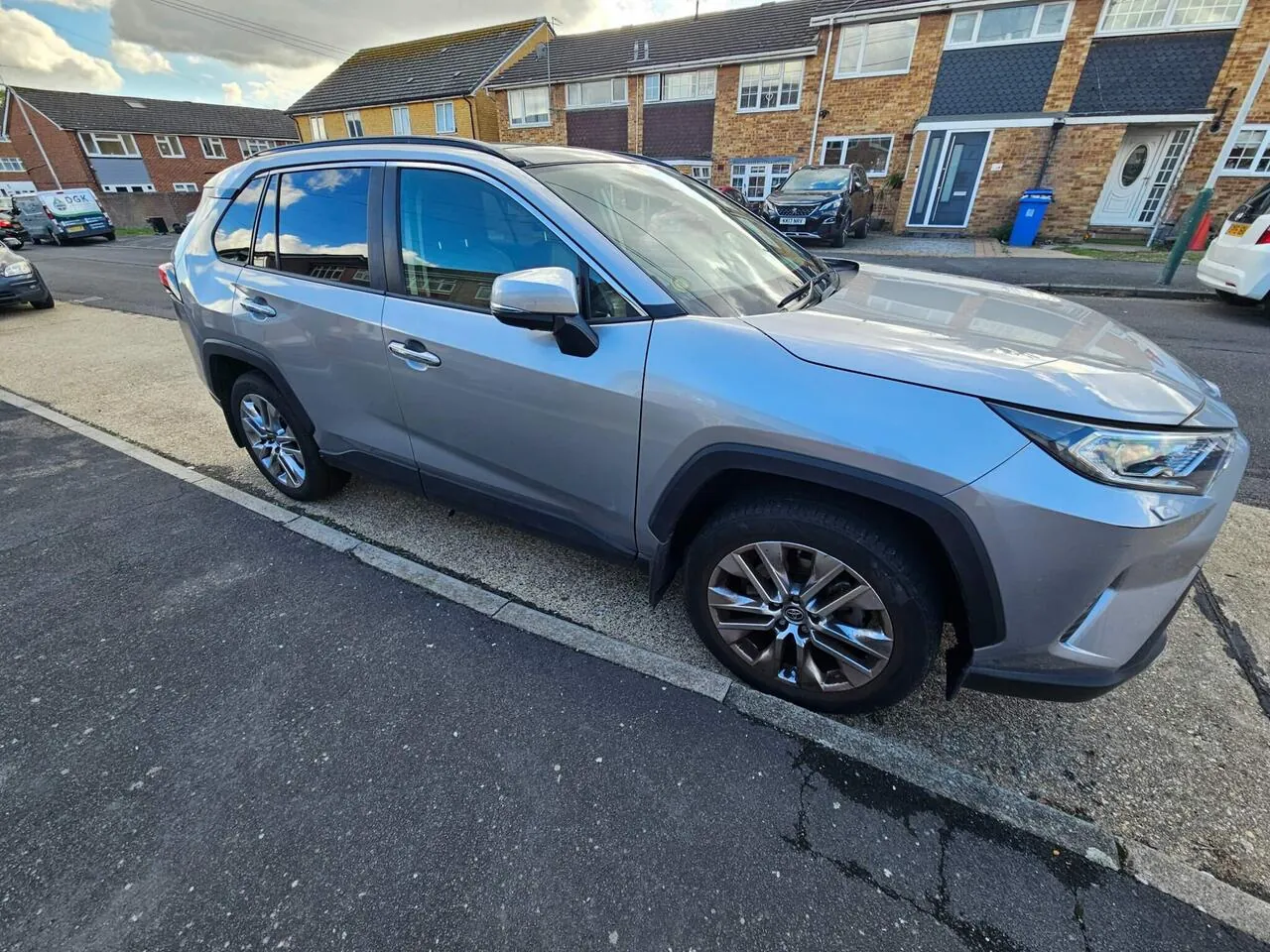 Toyota Rav4 2021 photo 2