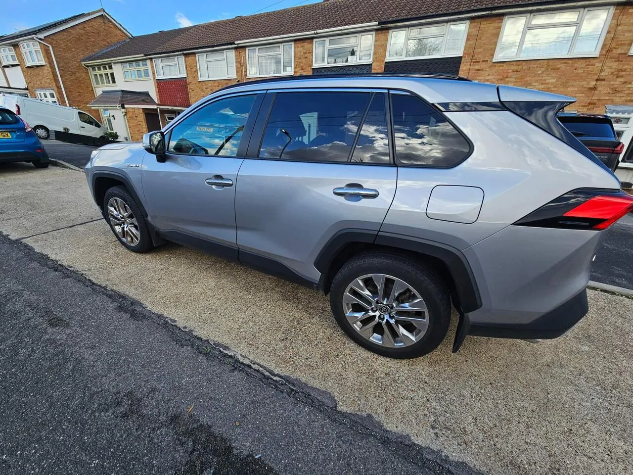 Toyota Rav4 2021 photo 3