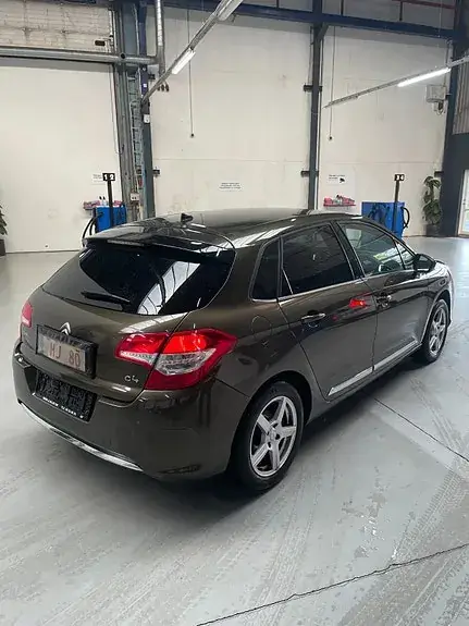 Citroen C4 2013 photo 3