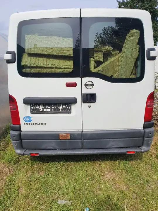 Nissan Interstar 2002 photo 3