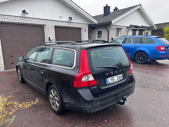 Volvo V70 2012 photo 3