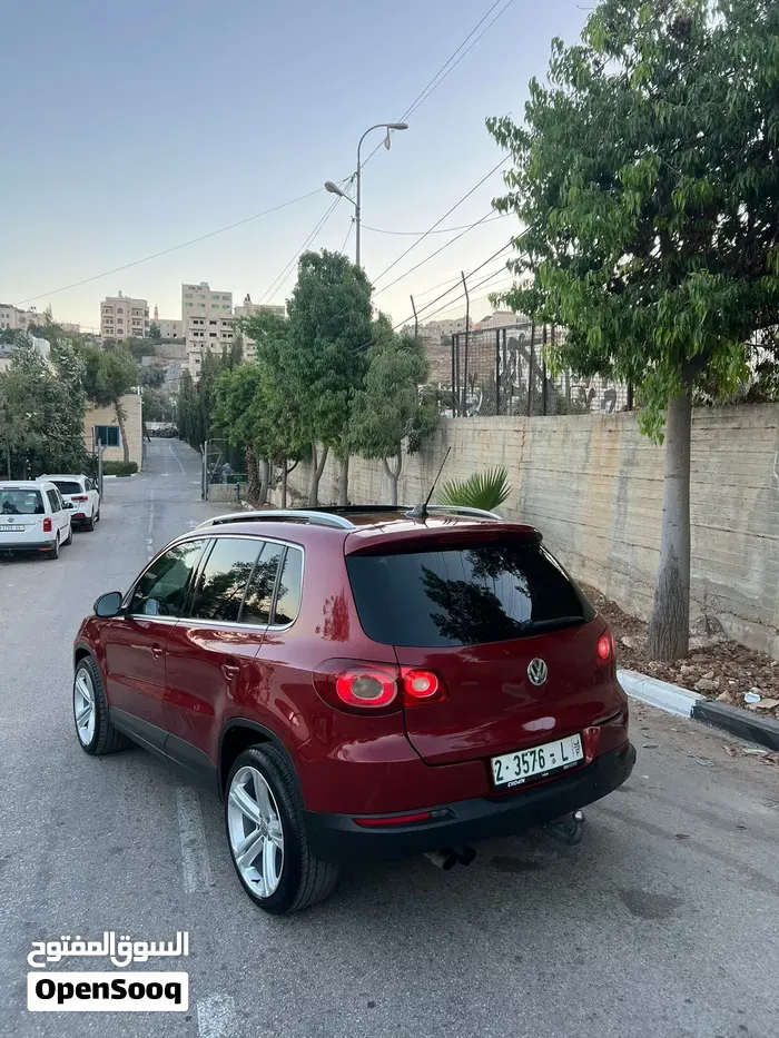 Volkswagen Tiguan 2010 photo 2