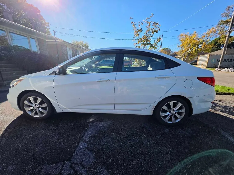 Hyundai Accent