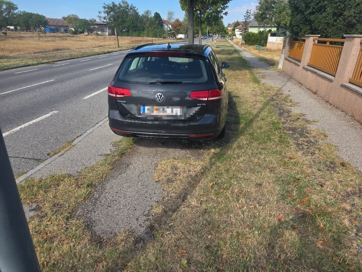 Volkswagen Passat 2017 photo 2