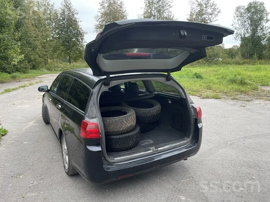 Honda Accord 2004 photo 4