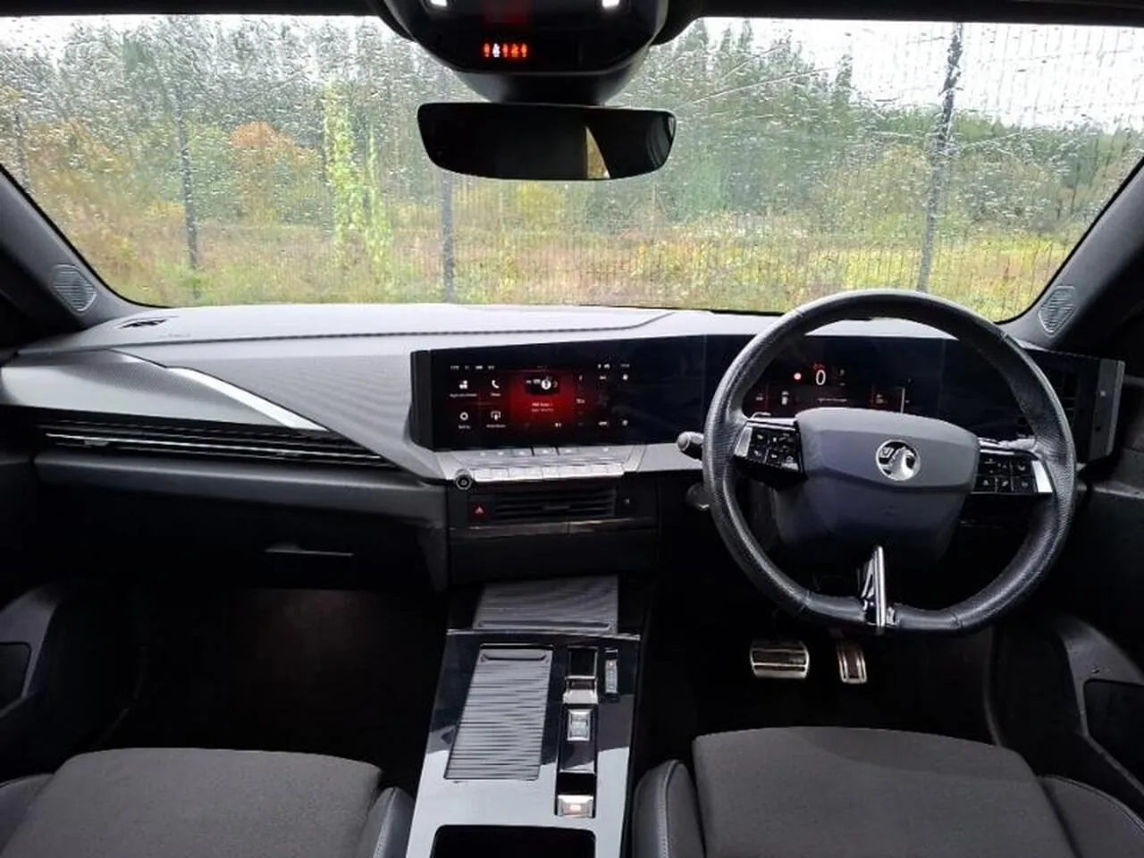 Vauxhall Astra 2024 photo 3