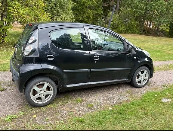 Citroen C1 2010 photo 2