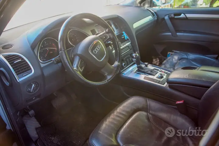 Audi Q7 2009 photo 3