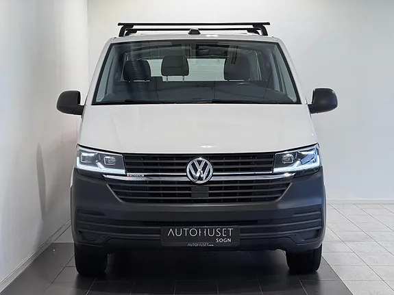 Volkswagen Transporter 2022 photo 3