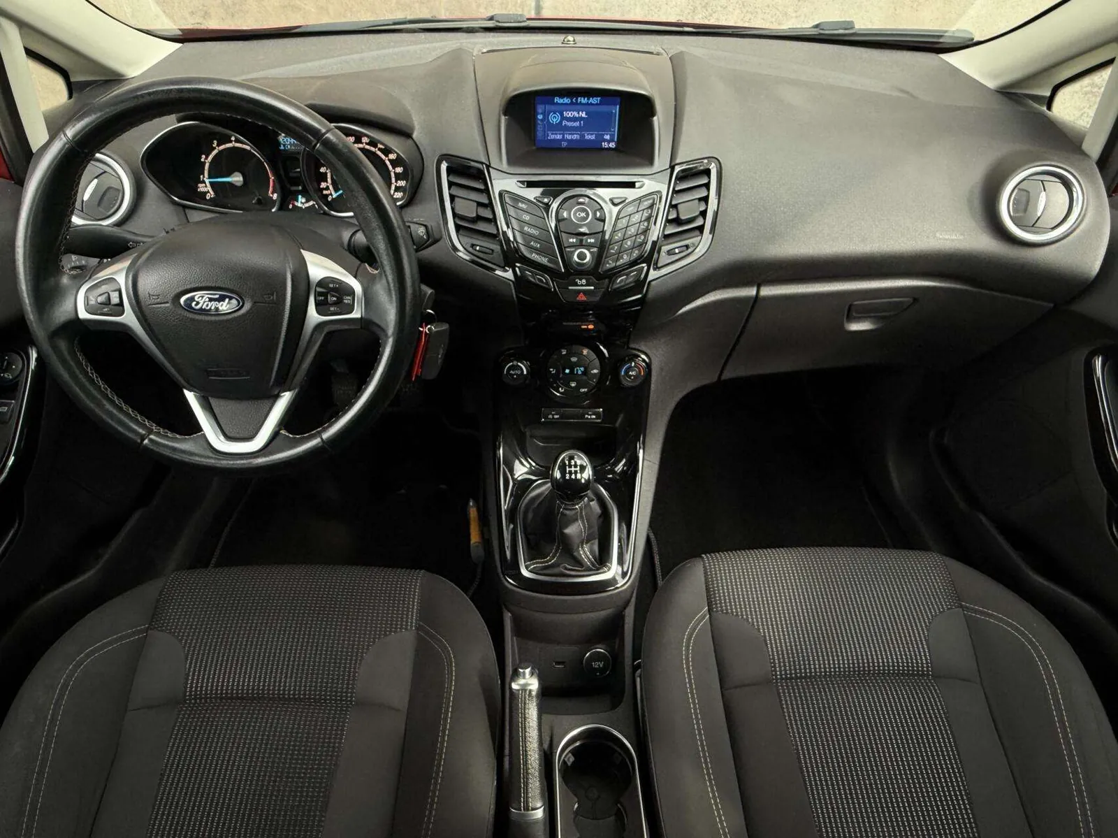 Ford Fiesta 2016 photo 5