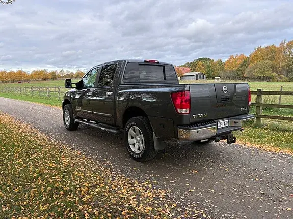 Nissan Titan 2006 photo 3
