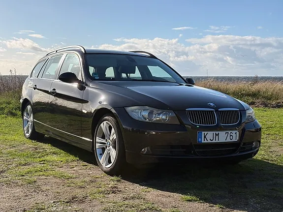 BMW 325Xi 2007 photo 4