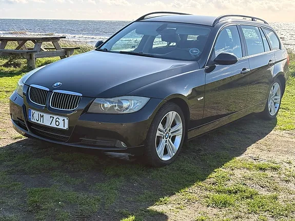 BMW 325Xi 2007 photo 3