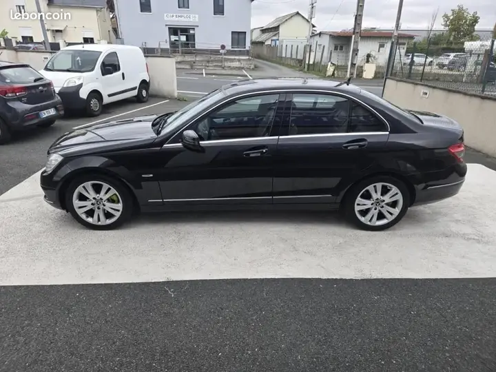 Mercedes-Benz C-Class 2008 photo 4