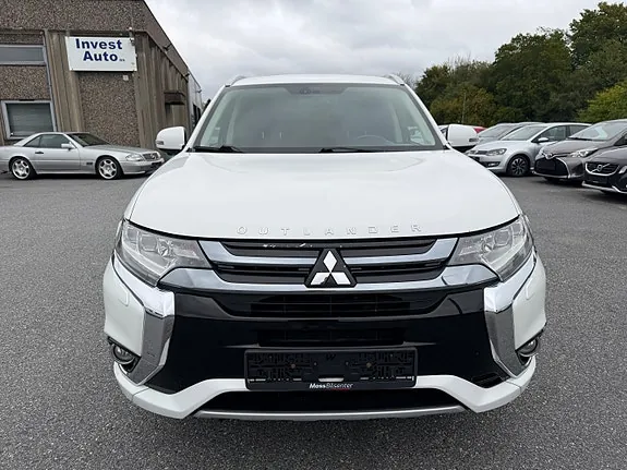Mitsubishi Outlander 2016 photo 3