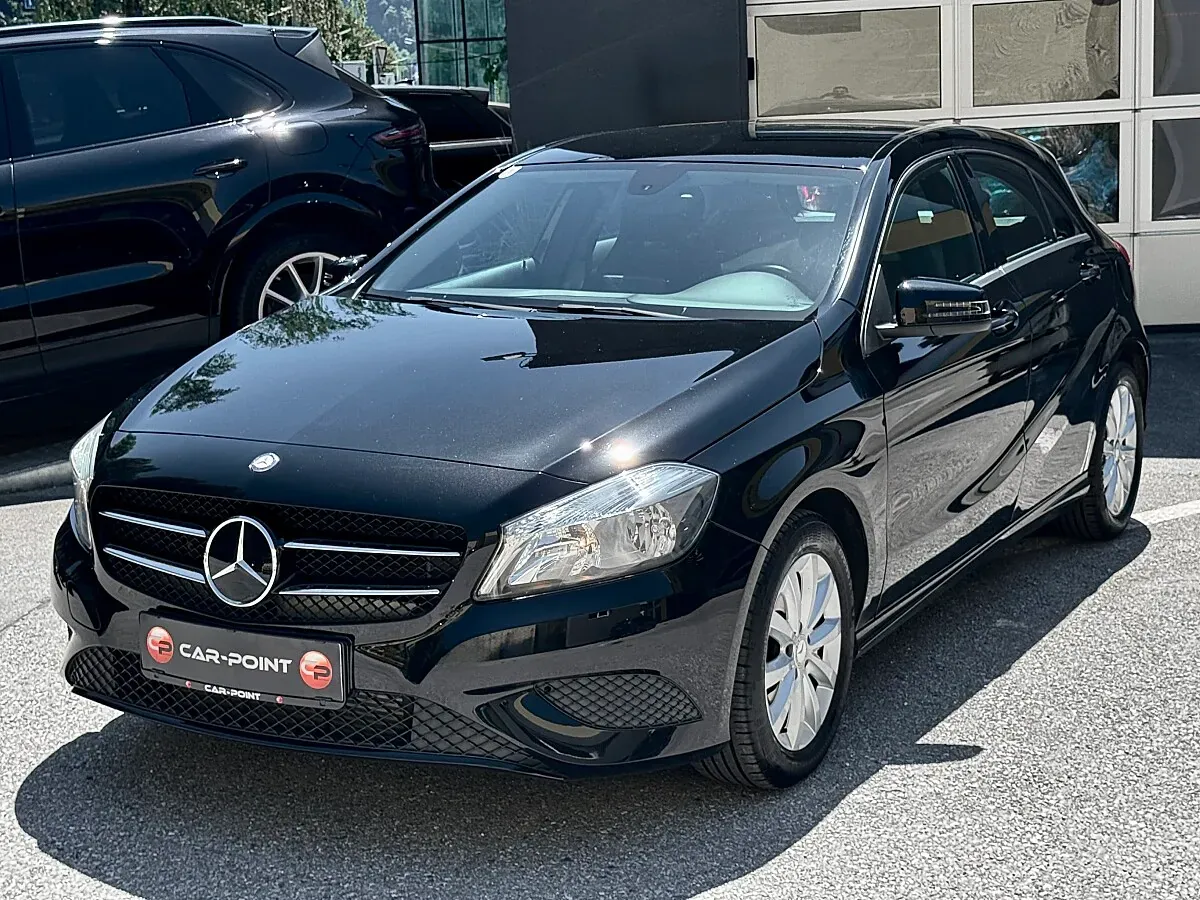 Mercedes-Benz A-Class 2013 photo 2