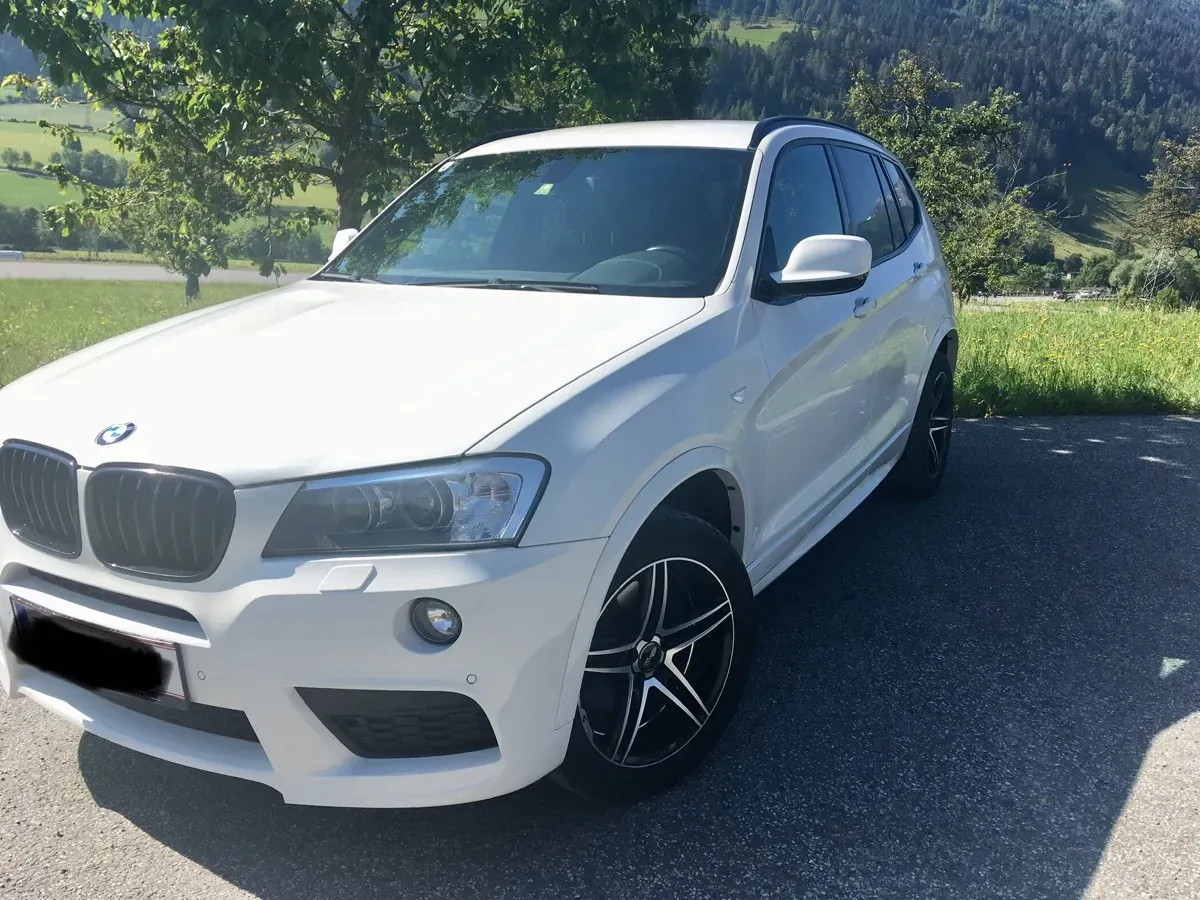 BMW X3 2012 photo 3
