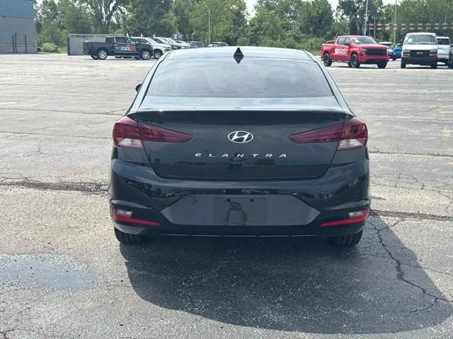 Hyundai Elantra 2019 photo 5