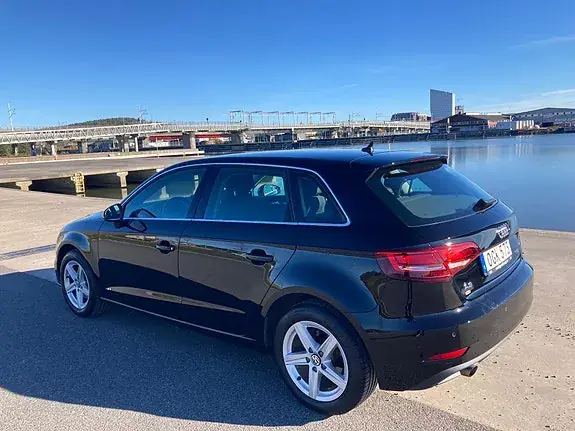 Audi A3 2017 photo 2