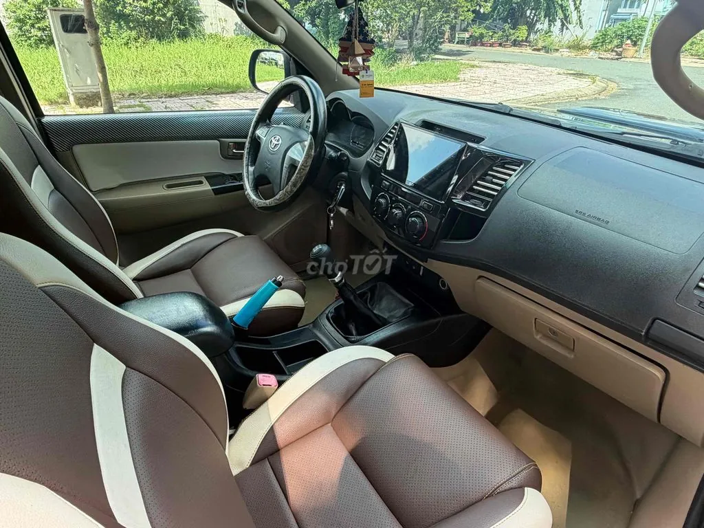 Toyota Fortuner 2014 photo 5
