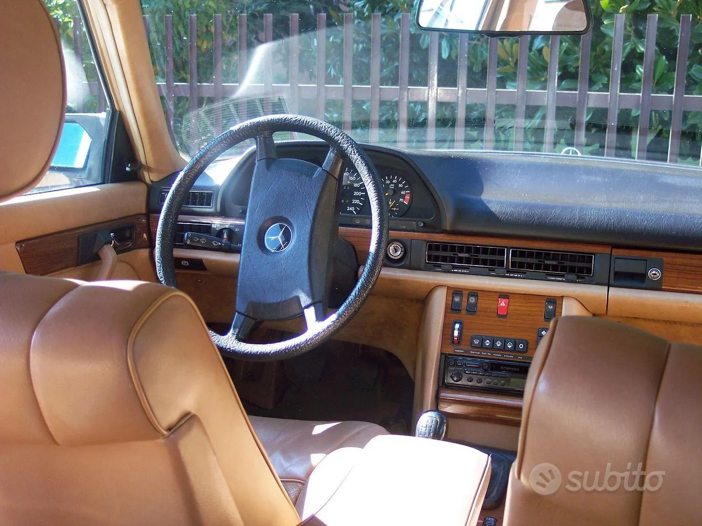 Mercedes-Benz 300 Se 1987 photo 5
