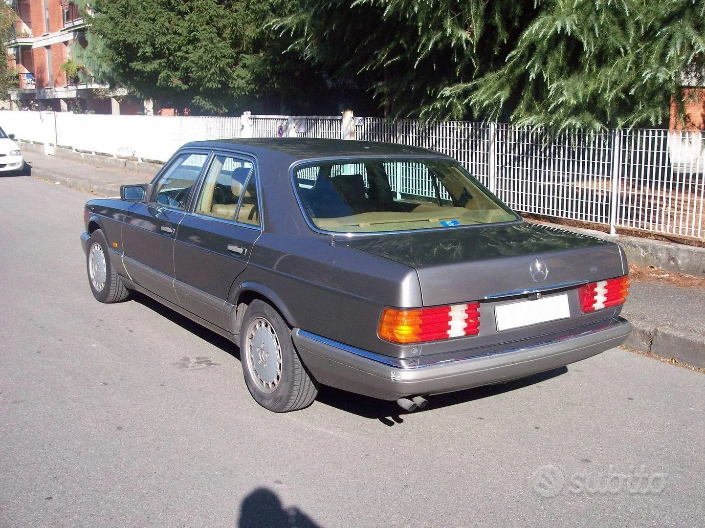 Mercedes-Benz 300 Se 1987 photo 3