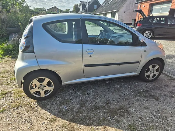 Citroen C1 2008 photo 2