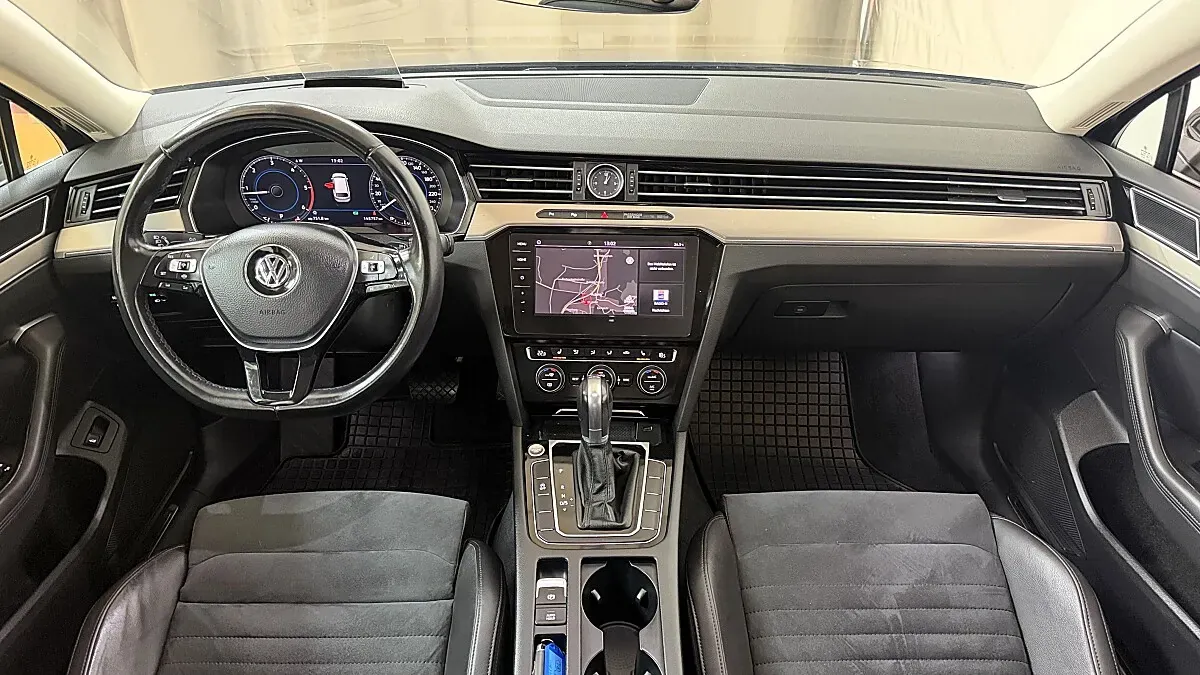Volkswagen Passat 2019 photo 3