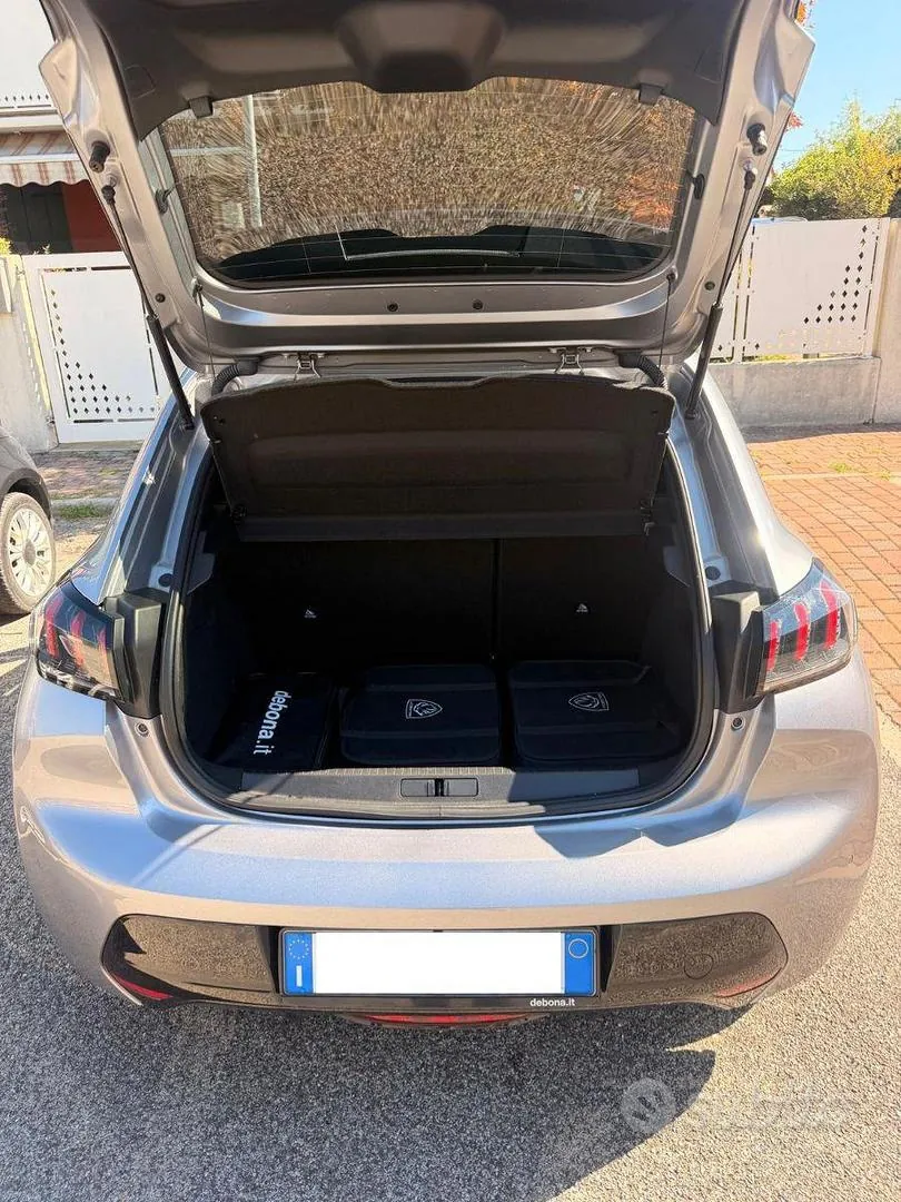 Peugeot E-208 2023 photo 4