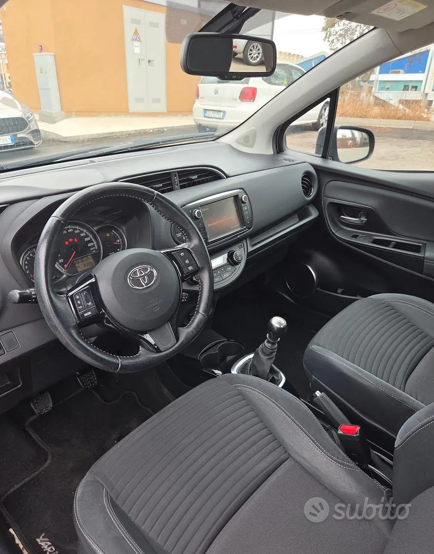 Toyota Yaris 2016 photo 4