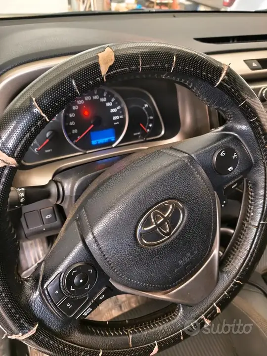 Toyota Rav4 2014 photo 3