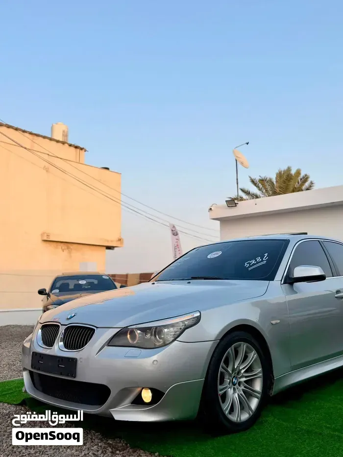 BMW 5 Series 2010 photo 4