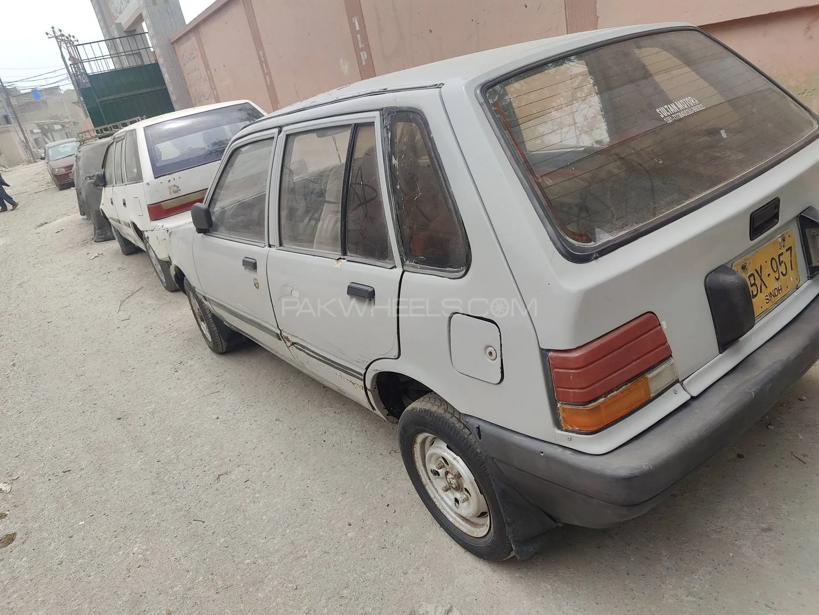 Suzuki Khyber
