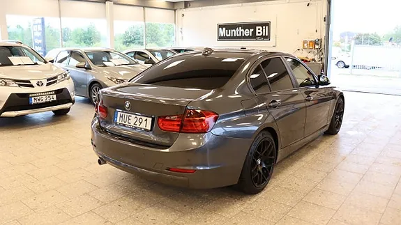 BMW 320D 2012 photo 5