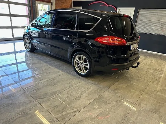 Ford S-Max 2014 photo 4