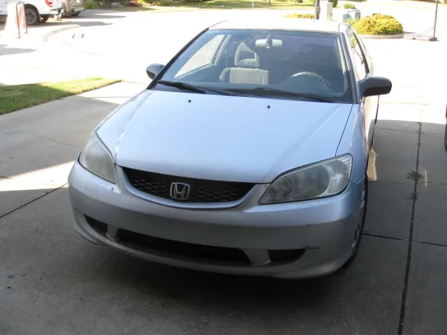 Honda Civic 2005 photo 2