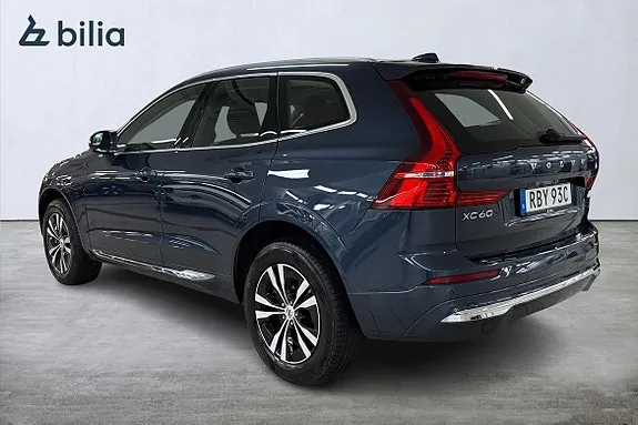 Volvo Xc60 2023 photo 2