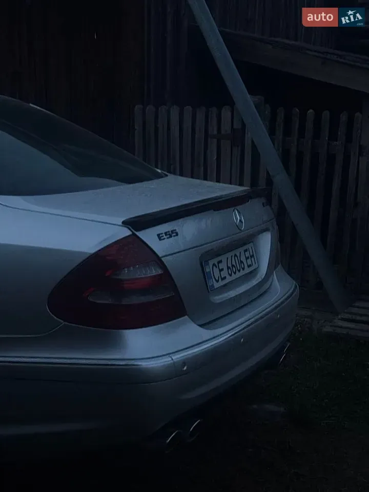 Mercedes-Benz E-Class 2002 photo 3