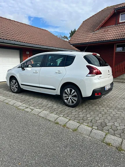 Peugeot 3008 2016 photo 2