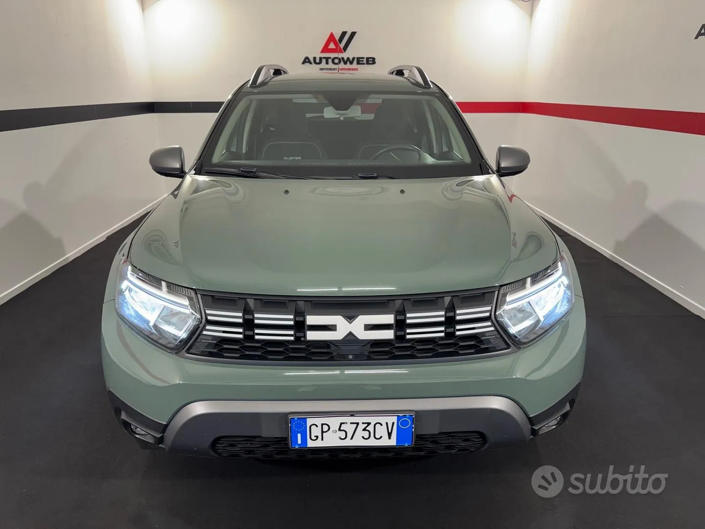 Dacia Duster 2023 photo 2