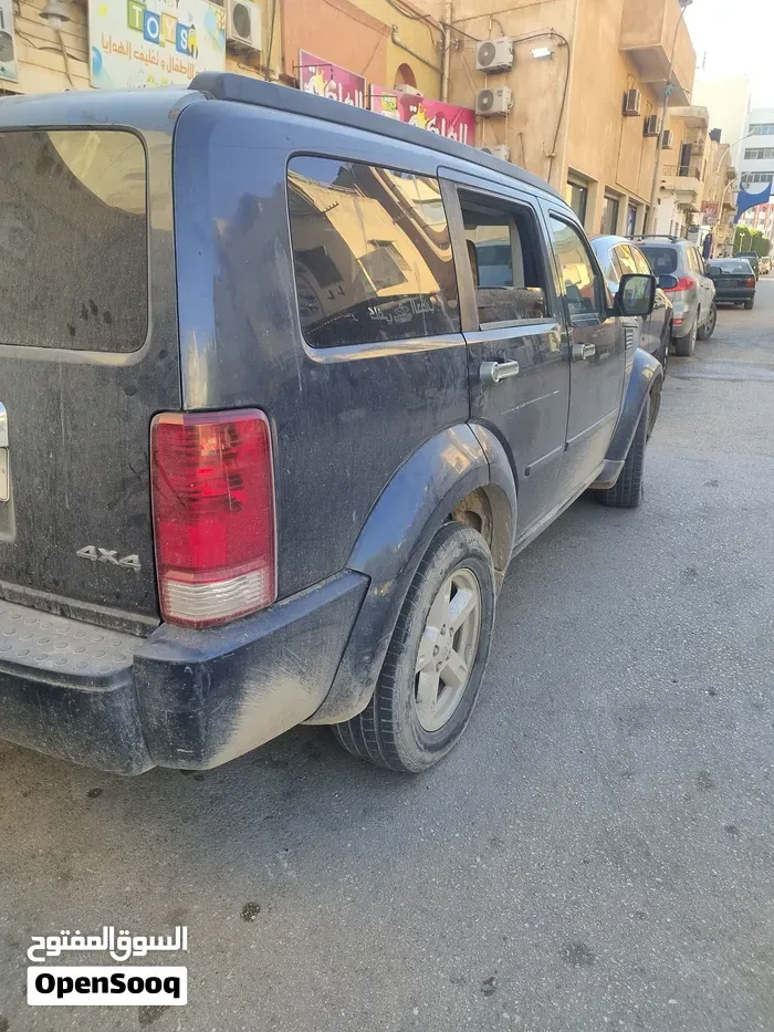 Dodge Nitro 2011 photo 4