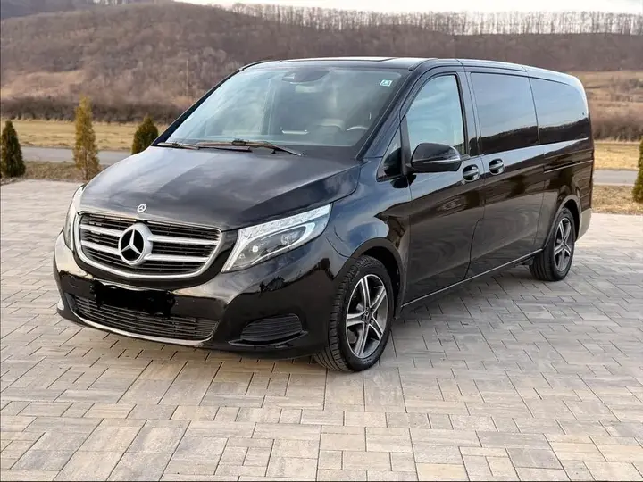 Mercedes-Benz V 250